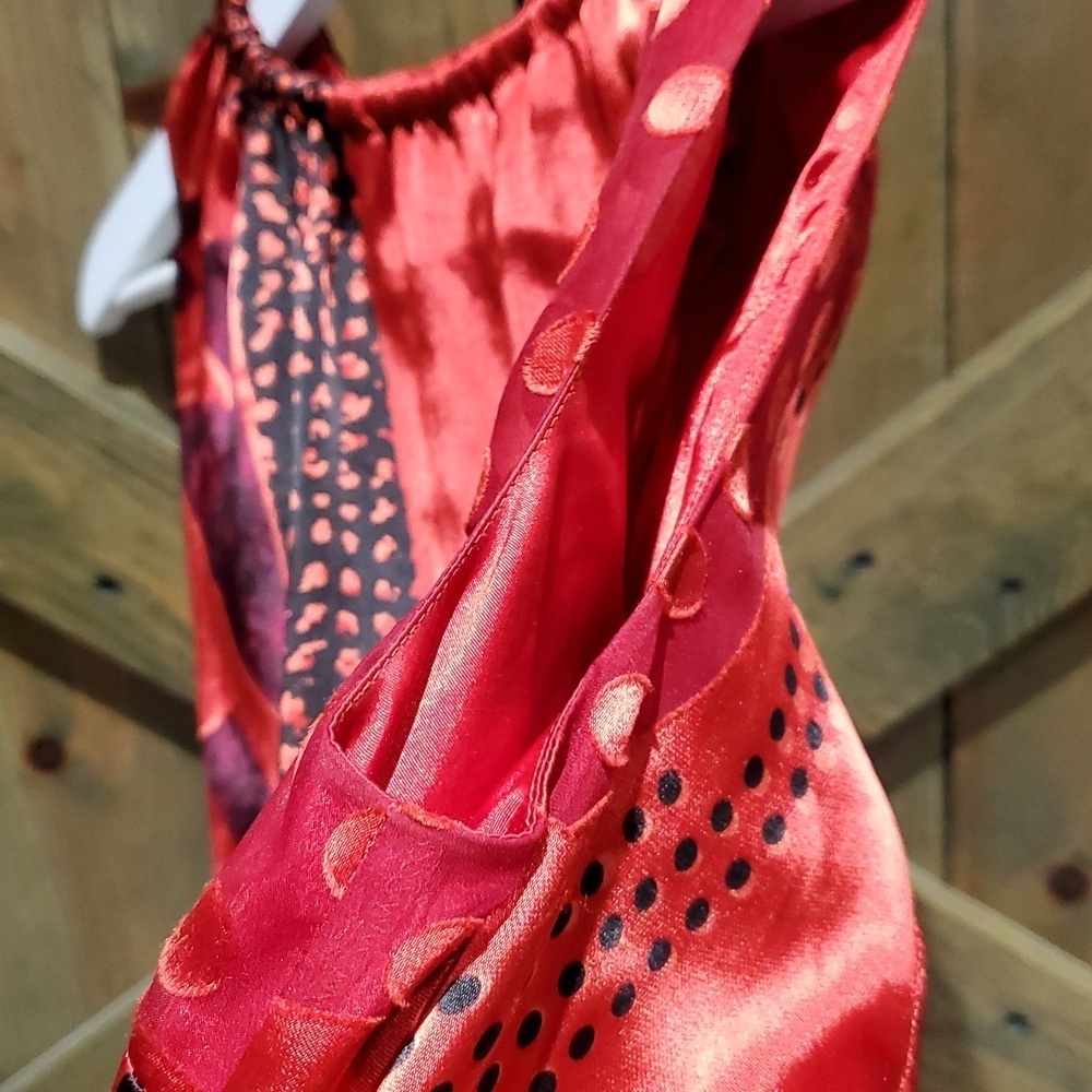 CABI ABSTRACT SILK BLEND SLEEVELESS BLOUSE  SIZE LARGE RED BLACK DOT TUNIC TANK - Picture 7 of 11